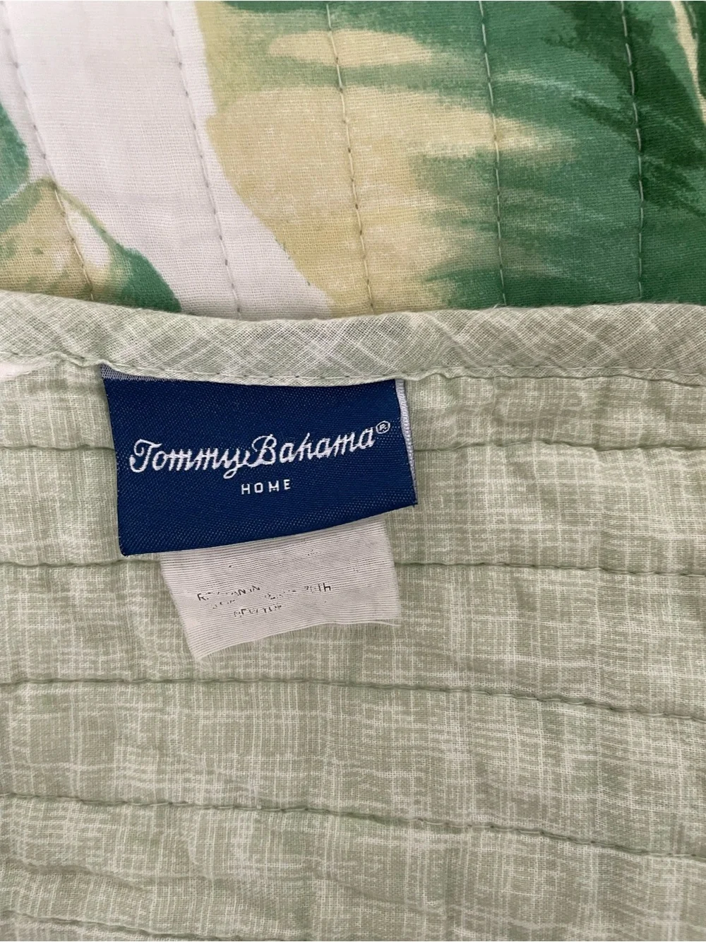 Tommy Bahama Home King Quilt Quilted Reversible Tropical Green White